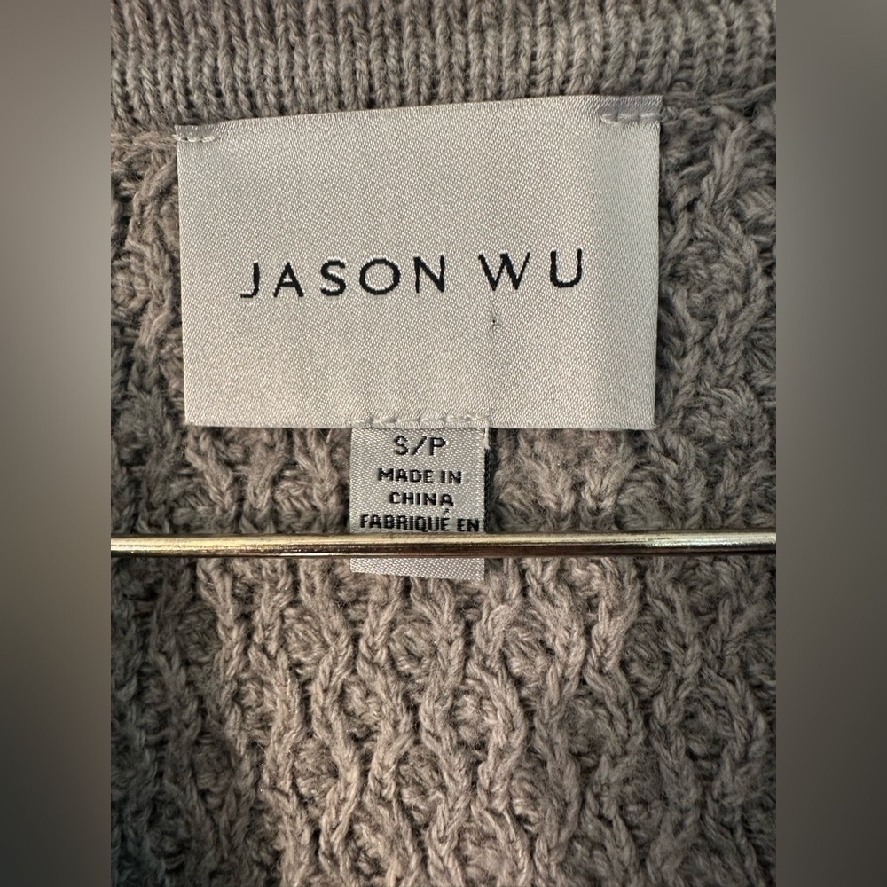 JASON WU Small Wool Blend Toasted Gray Cropped Cable Knit V Fisherman Sweater - Picture 4 of 11